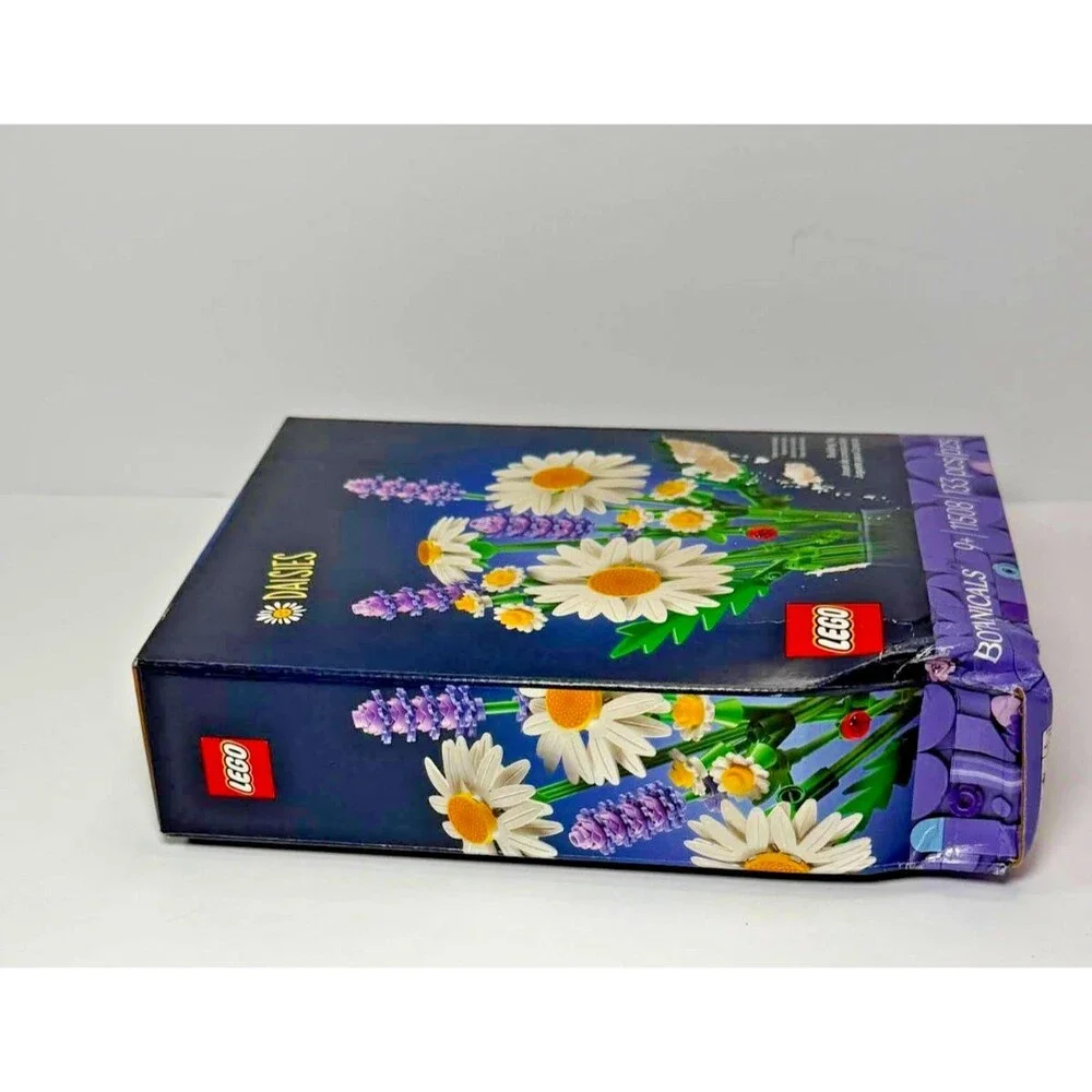 Lego botanicals daisies